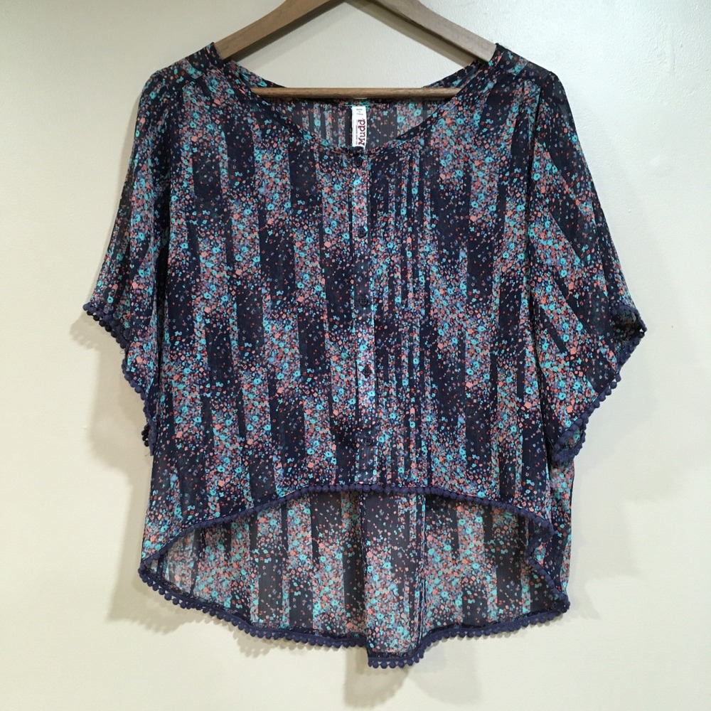 Mudd‎ Floral Crochet Trim Boxy Blouse Womens L Navy Blue Boho Festival High Low